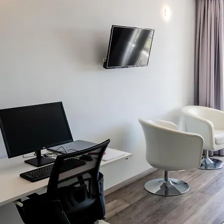 Coral Ocean View - Adults Only