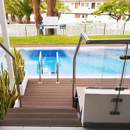 Coral Ocean View - Adults Only 4*