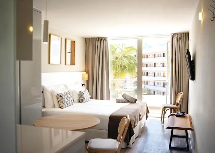 Coral Ocean View - Adults Only Hotel