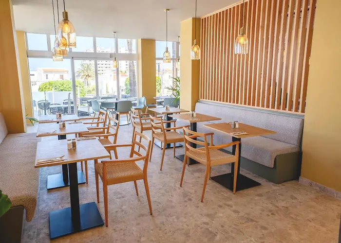 Coral Ocean View - Adults Only Ξενοδοχείο 4*